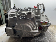 Cargar imagen en el visor de la galería, 2017-2019 Ford Escape 2.0L 2WD Automatic Transmission - Low Miles